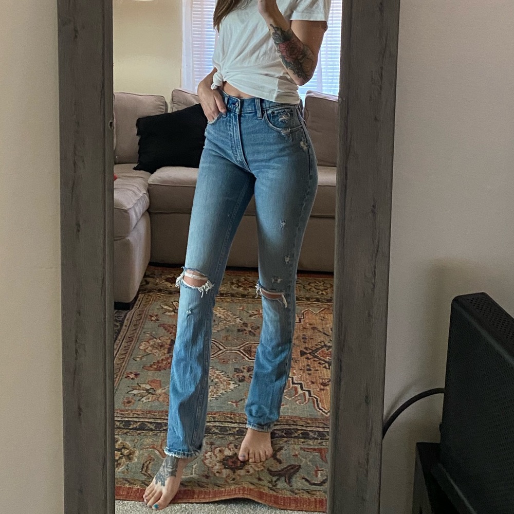 The 90s skinny high rise A&F jeans
